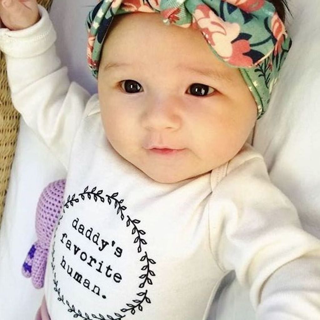 Daddy's Favorite Human Long Sleeve Bodysuit - Tenth & Pine