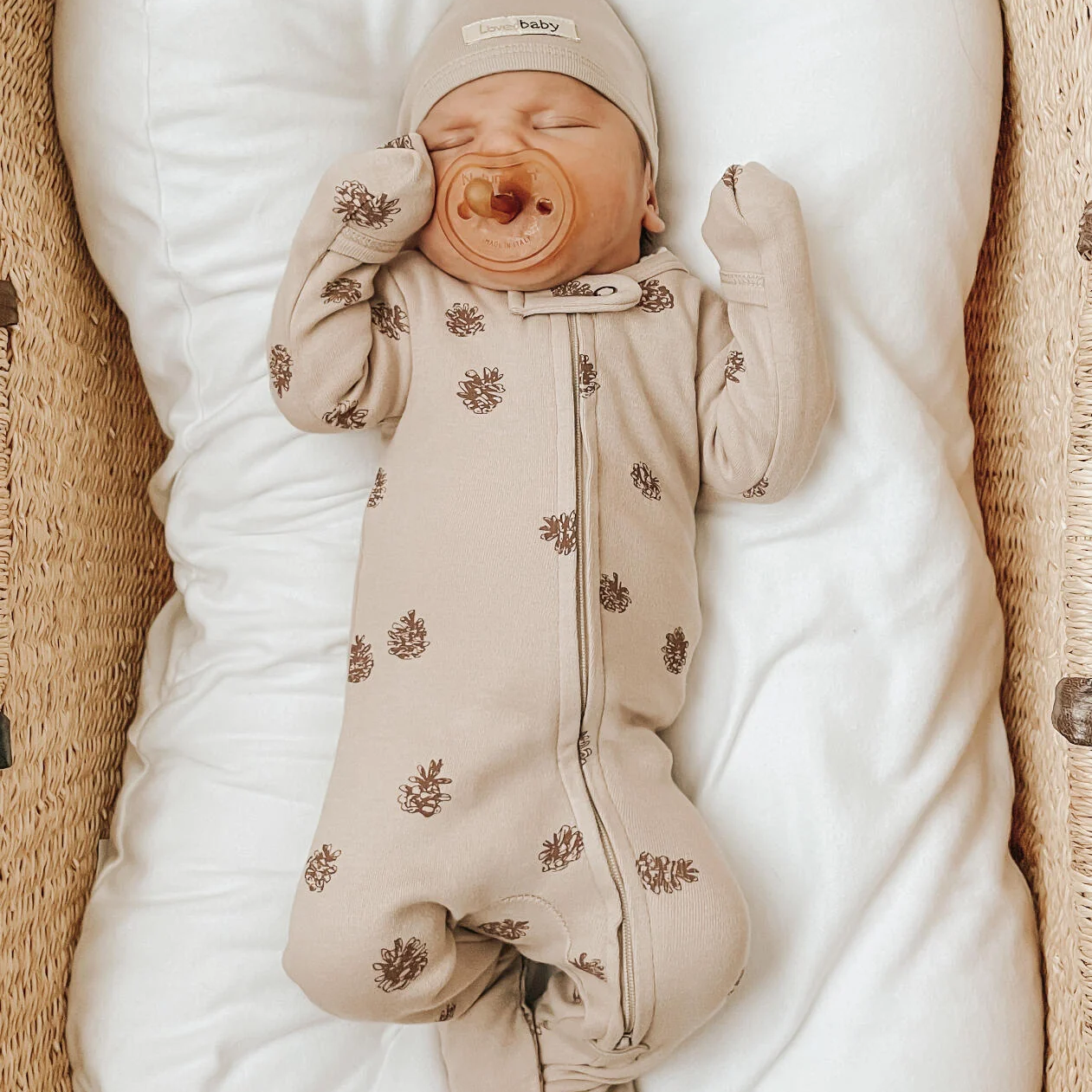 Oatmeal Pinecone Zipper Footie - L'ovedbaby