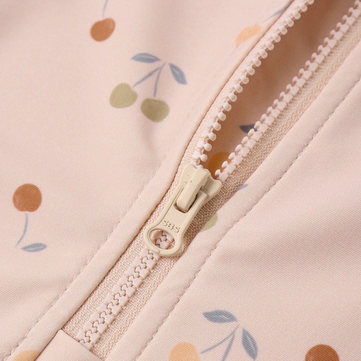 Cherries Olivia Rashguard - Quincy Mae