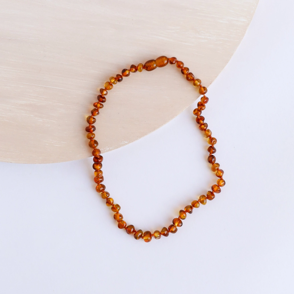 Polished Cognac Baltic Amber Necklace - CanyonLeaf