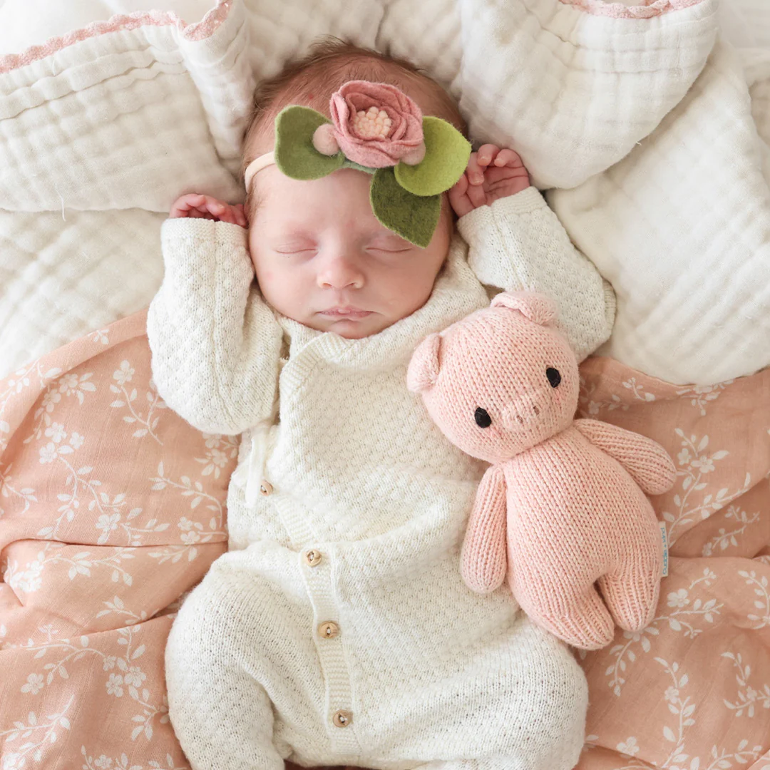 Baby Piglet - Cuddle + Kind