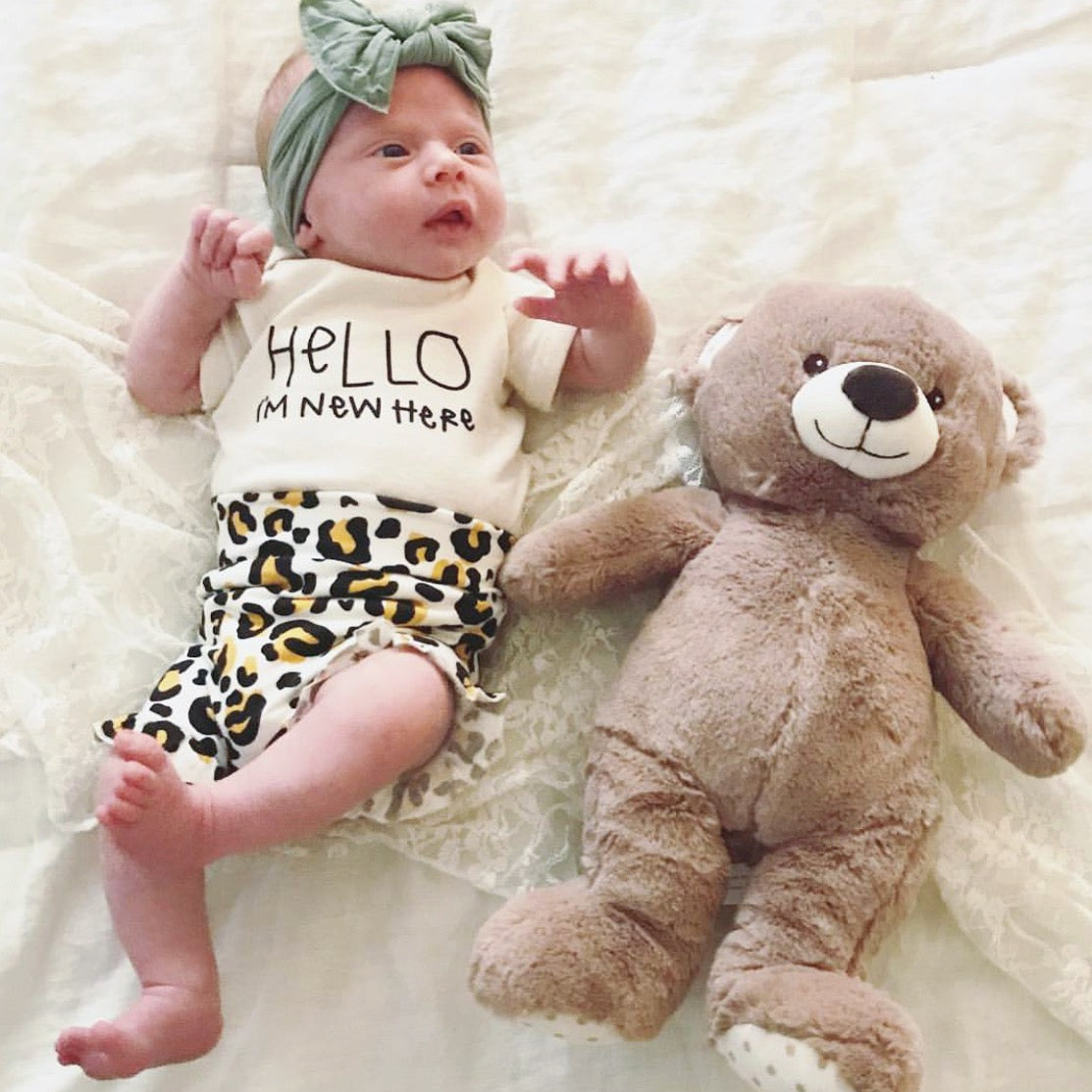 Hello I'm New Here Bodysuit - Tenth & Pine