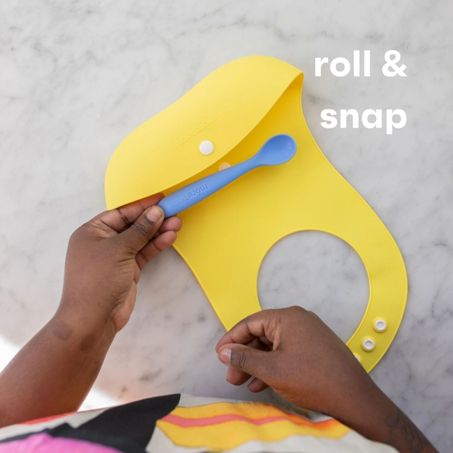 Roll N Snap Bib - morepeas