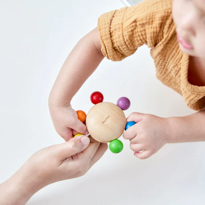 Pull & Grasp - Plan Toys