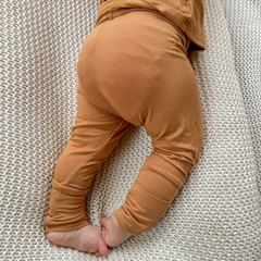 Clay Fold Over Bamboo Leggings - Tenth & Pine