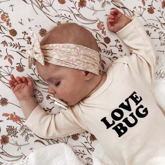 Love Bug Long Sleeve Bodysuit - Tenth & Pine