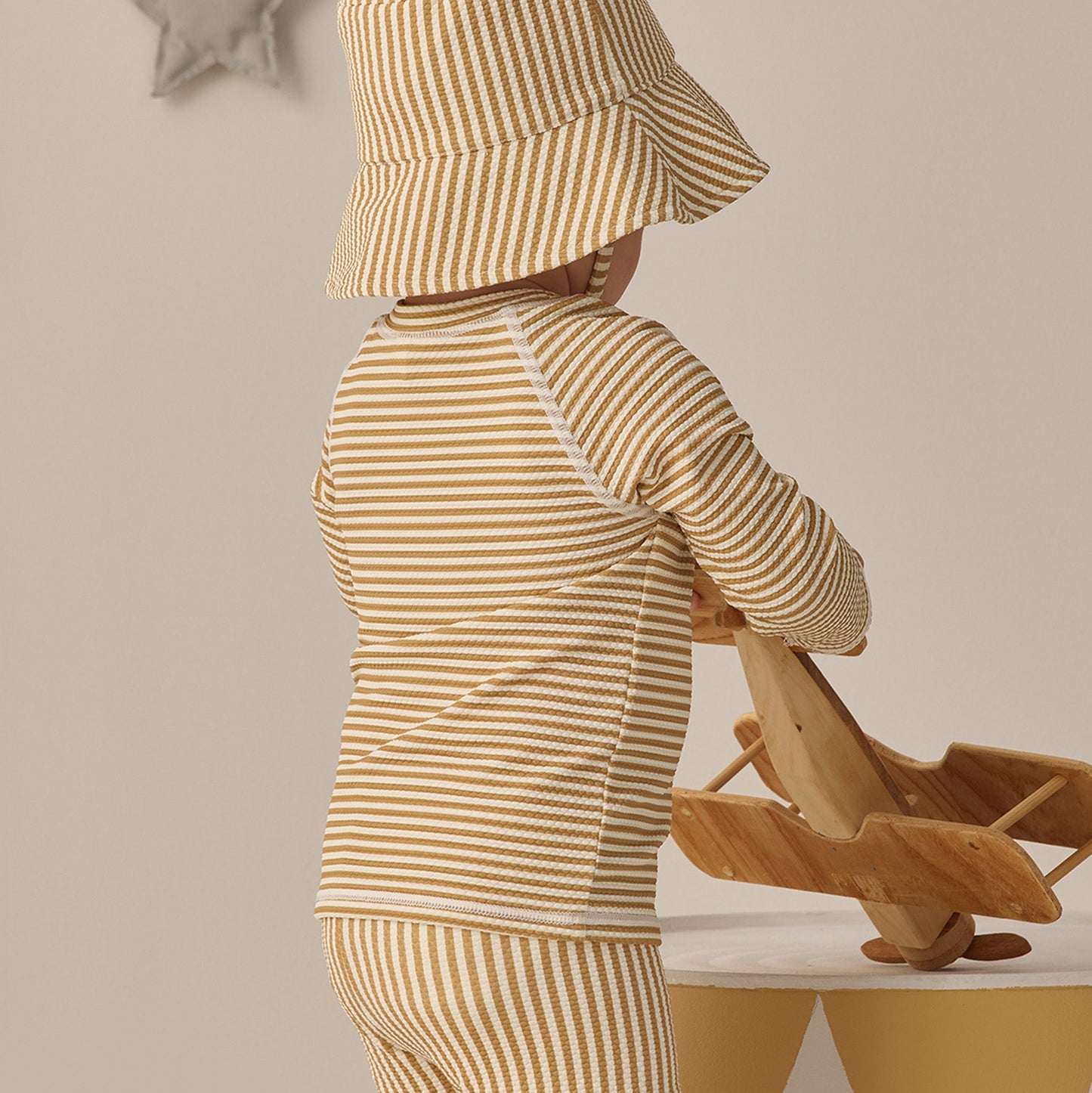 Honey Small Stripe Finn Rashguard + Short Set - Quincy Mae