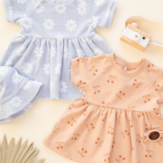 Perwinkle Daisy Raglan Dress - Rylee & Cru