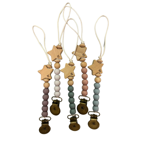 Kinley Pacifier & Toy Clip - Three Hearts Modern Teething