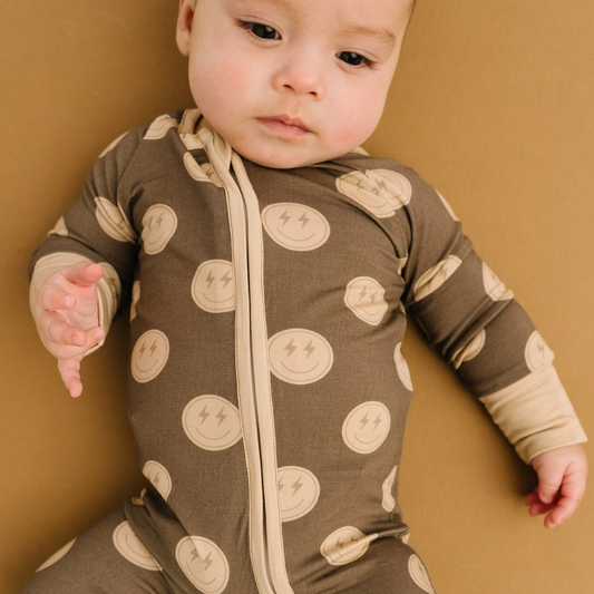Neutral Smiley Sleeper - Little One Shop