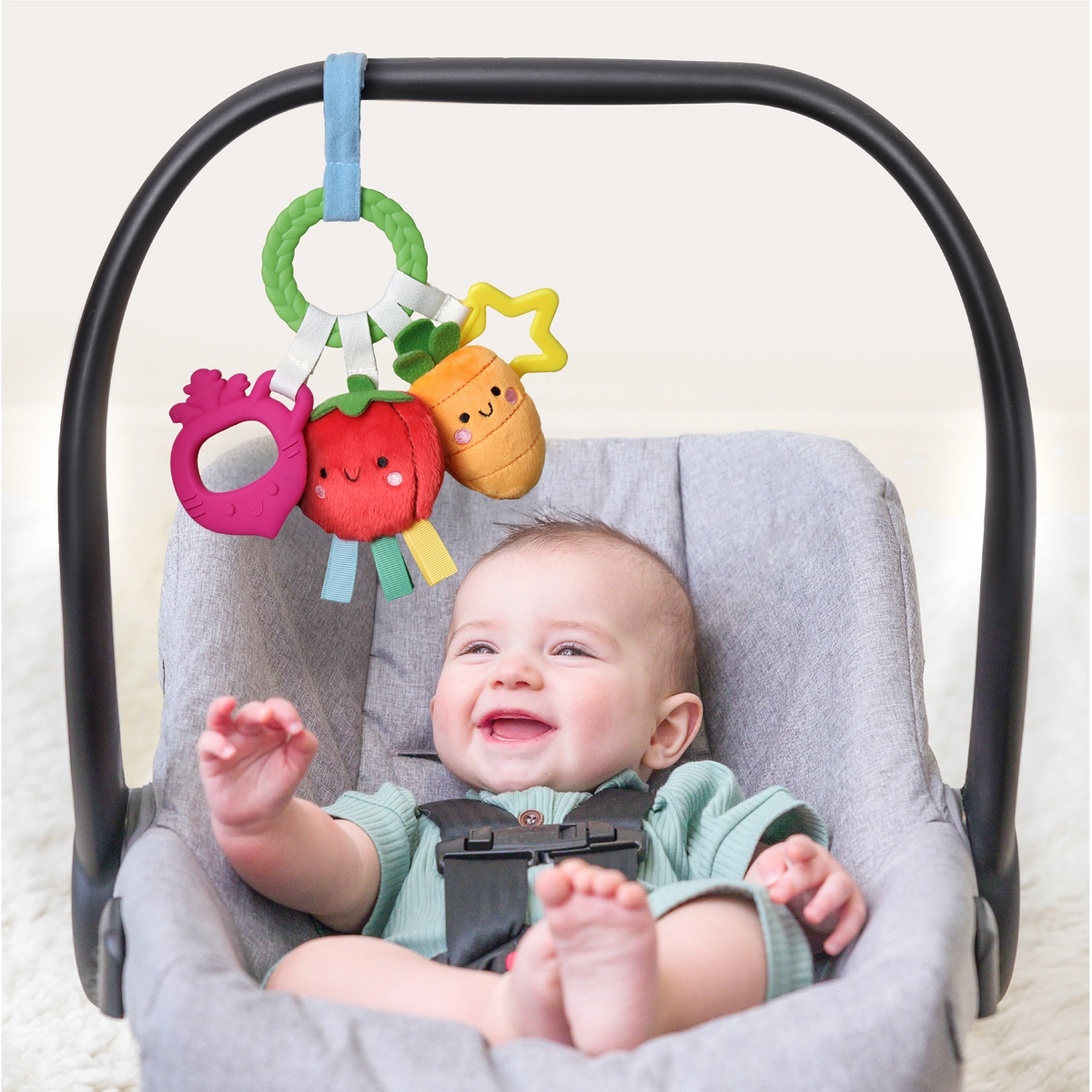 Veggie Bitzy Busy Ring -  Itzy Ritzy