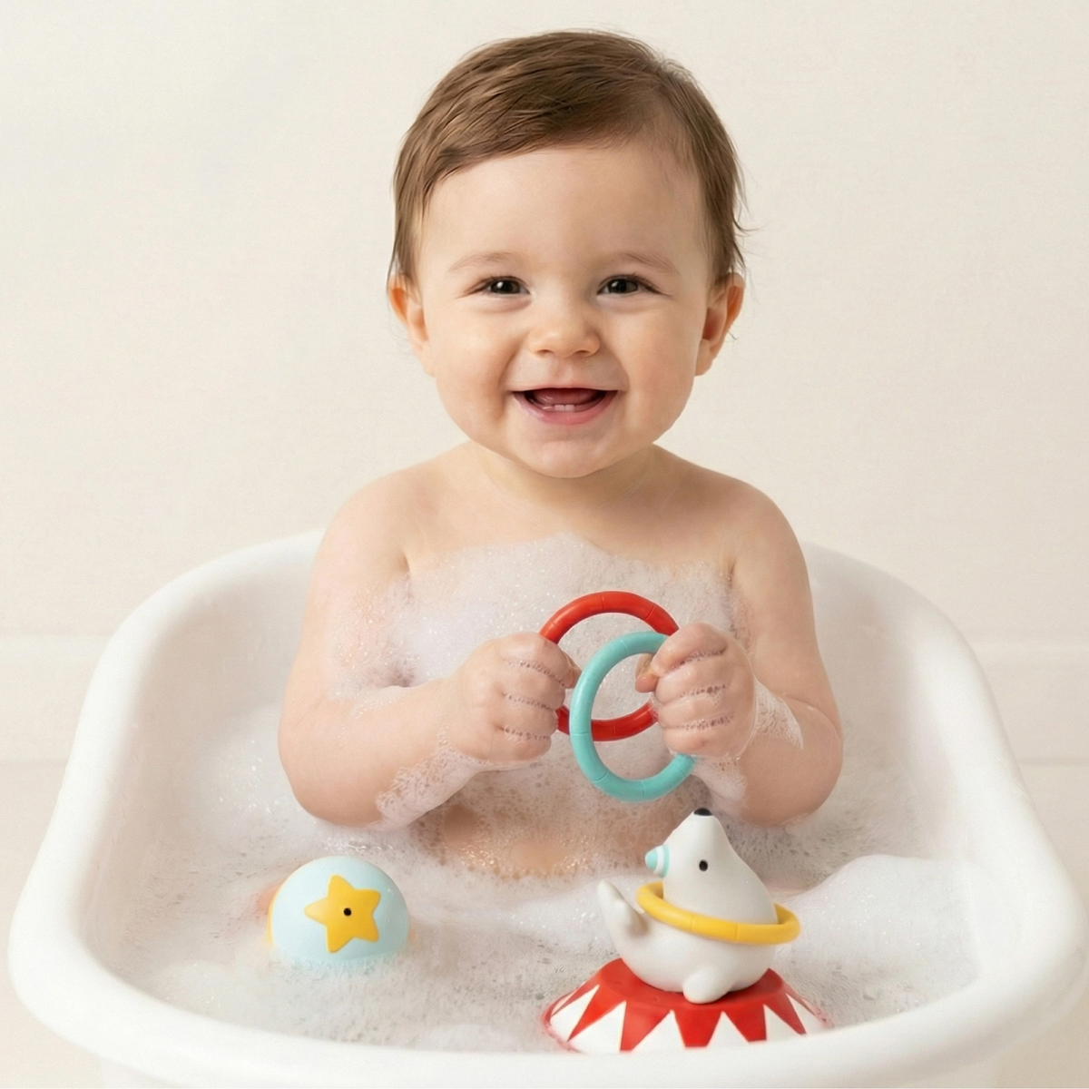 Circus Ring Toss Bath Toy -  Itzy Ritzy