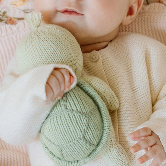 Baby Kelp Green Turtle - Cuddle + Kind