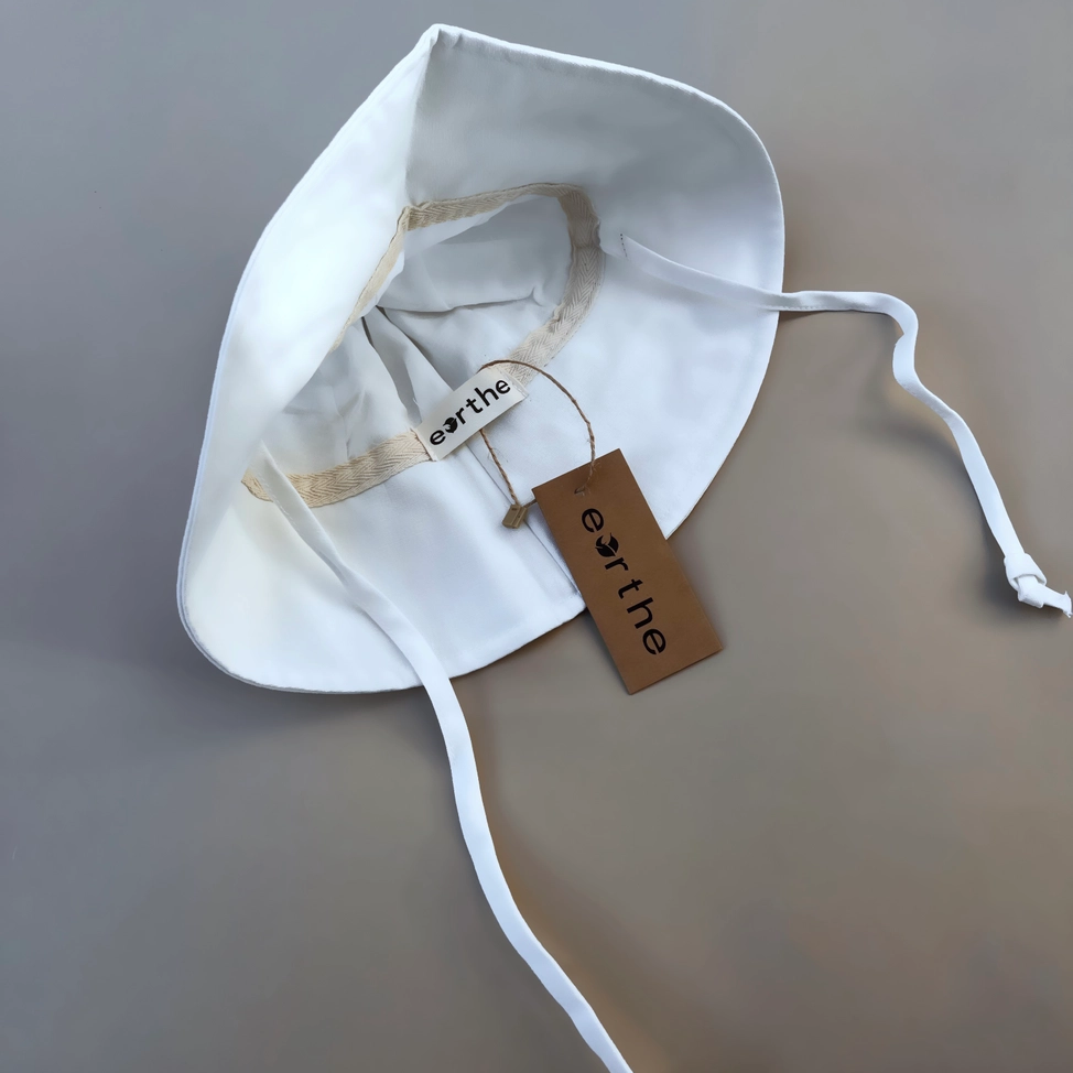 White Bucket Hat - Eorthe