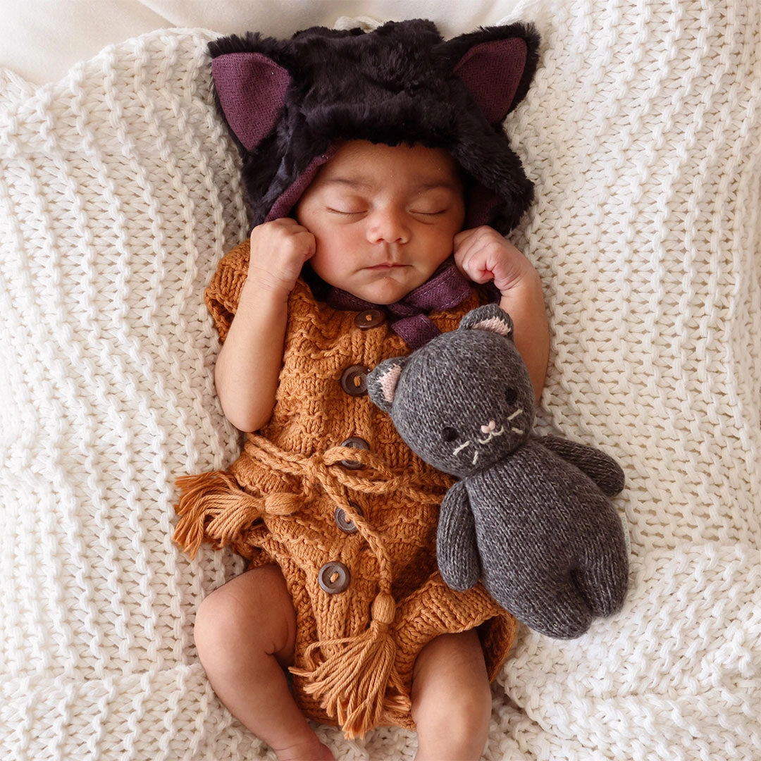 Baby Charcoal Kitten - Cuddle + Kind