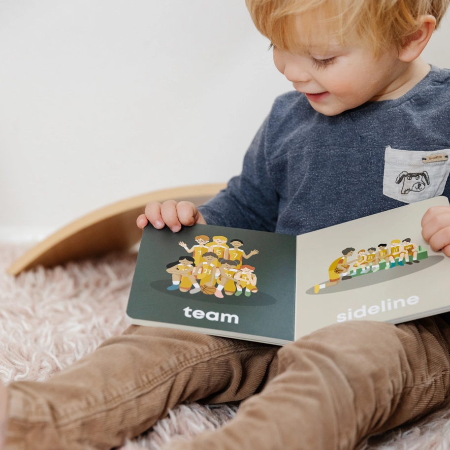 Basketball Baby Book - Danielle Wilson