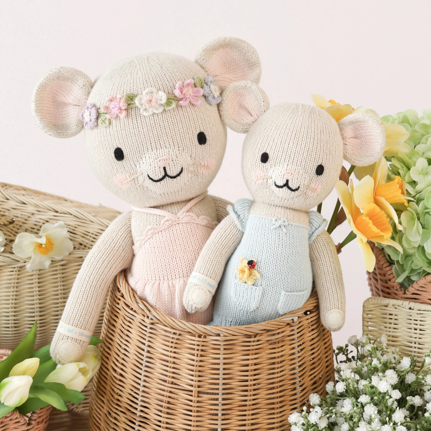 Emma the Mouse - Cuddle + Kind