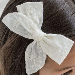 Eyelet Coconut Bow Clip - Kendi by Colored Organics