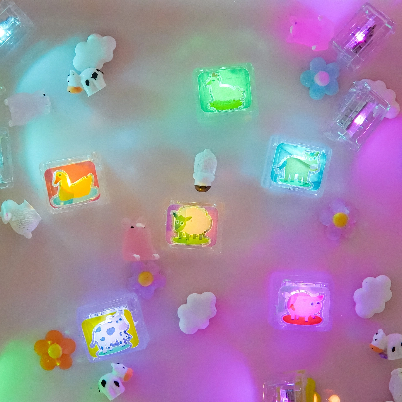 Farm Light Up Cubes - Glo Pals