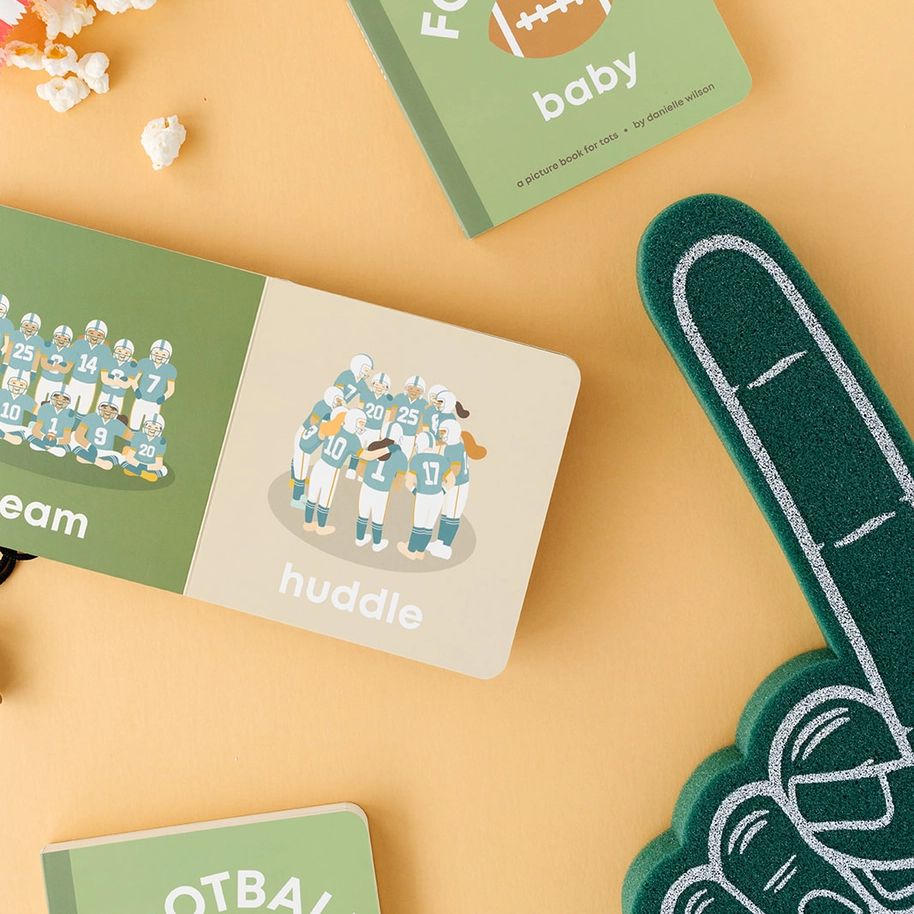 Football Baby Book - Danielle Wilson