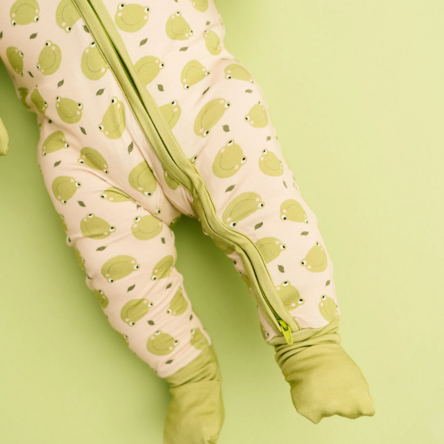 Froggy Friends Bamboo Sleeper - Little One Shop