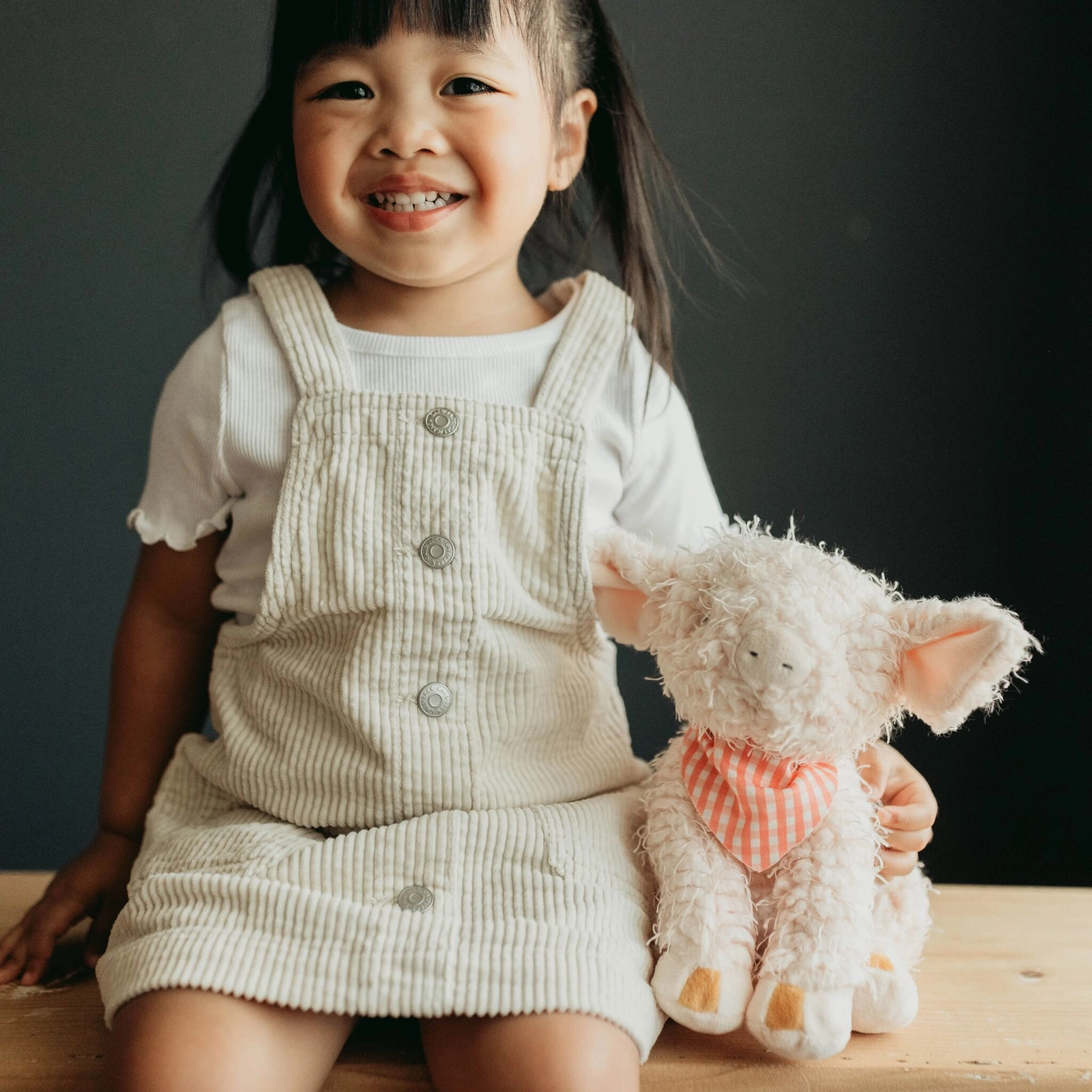 Hammie The Pig - Bunnies By The Bay