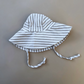 White Striped Bucket Hat - Eorthe