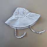 White Striped Bucket Hat - Eorthe