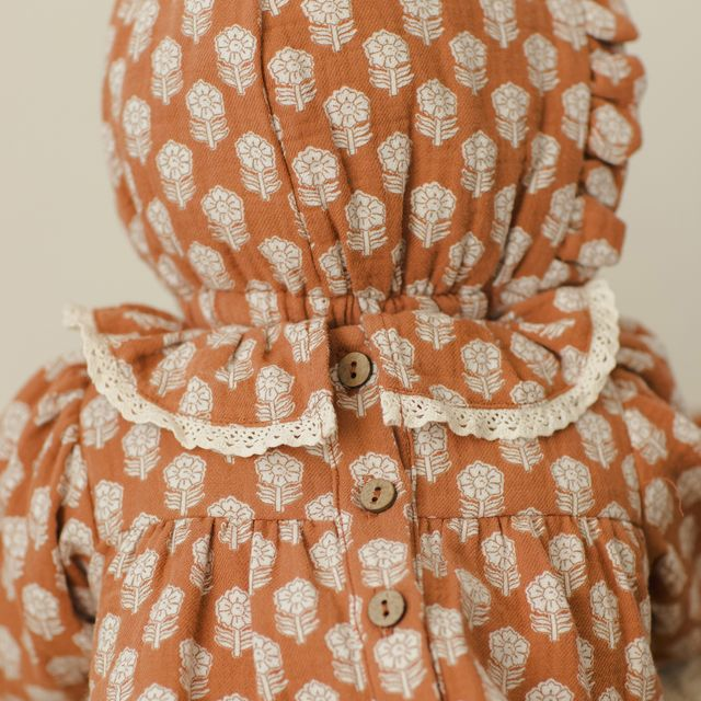 Holiday Fleur Ruffle Woven Bonnet - Quincy Mae