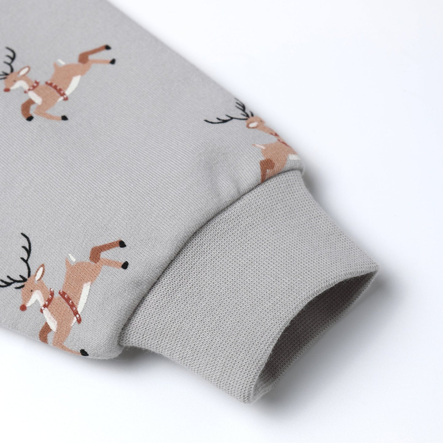 Reindeer Relaxed Fleece Sweatshirt - Quincy Mae