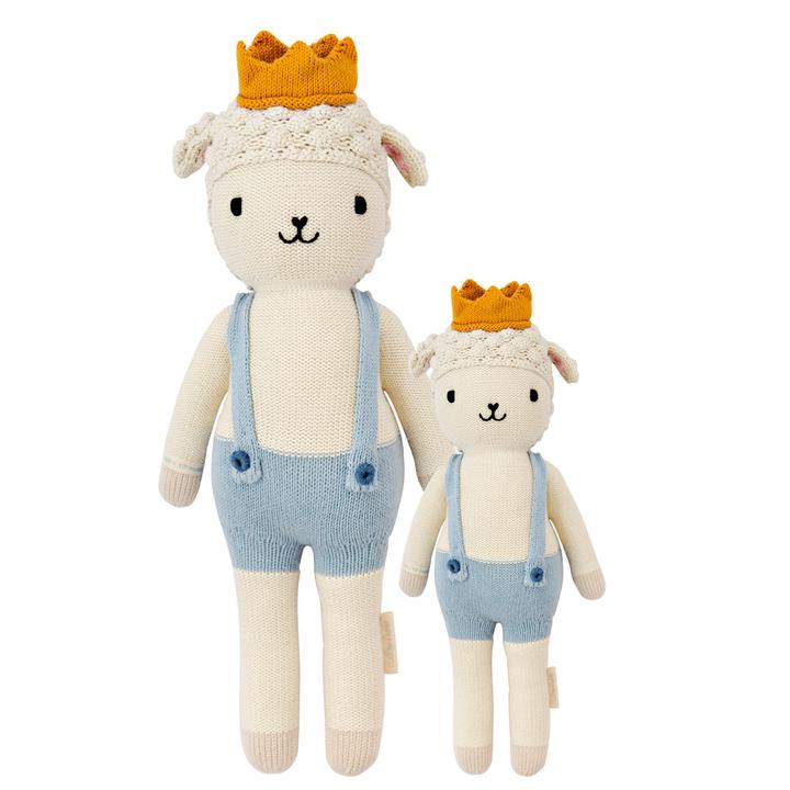 Sebastian the Lamb - Cuddle + Kind