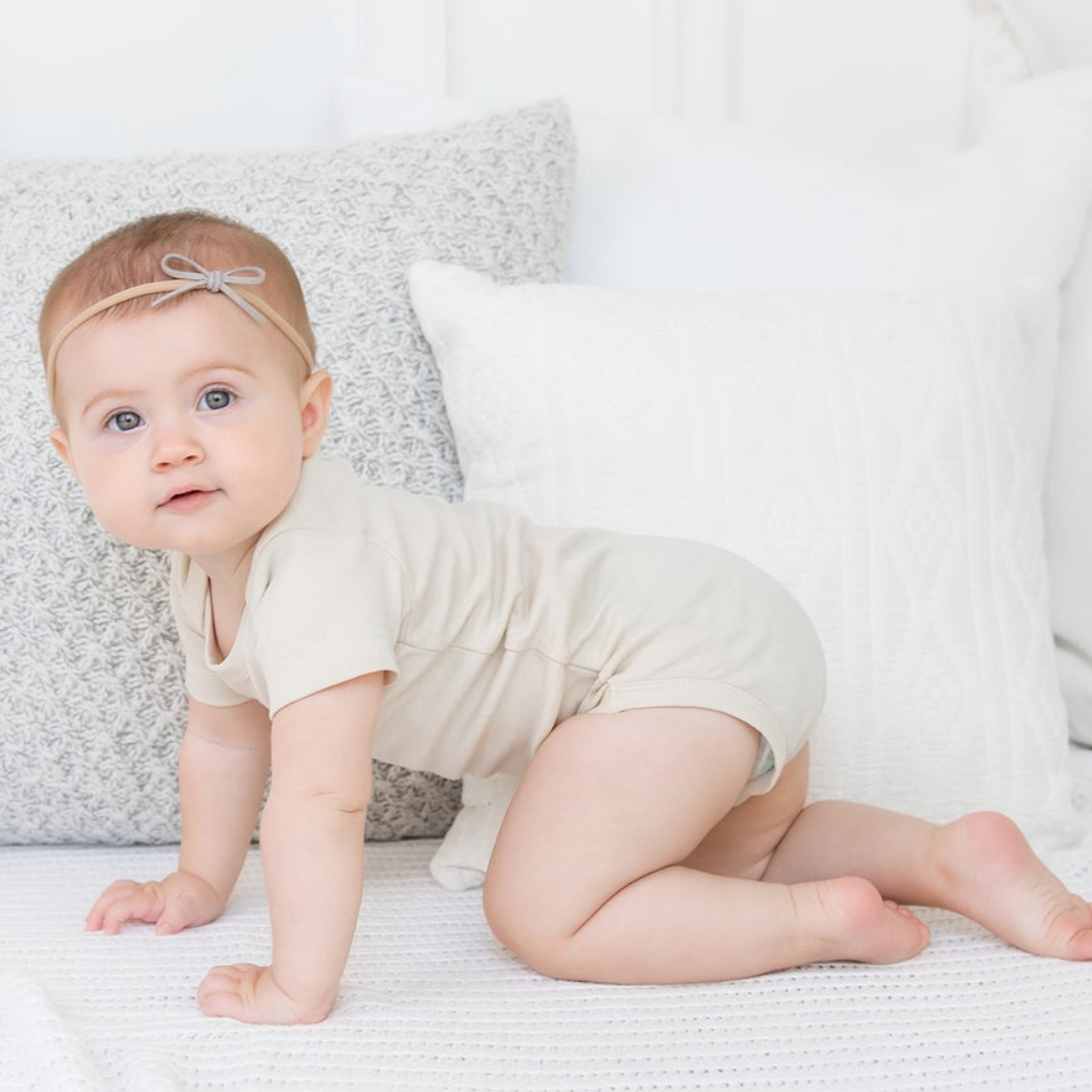 Natural Short Sleeve Bodysuit - Colored Organics