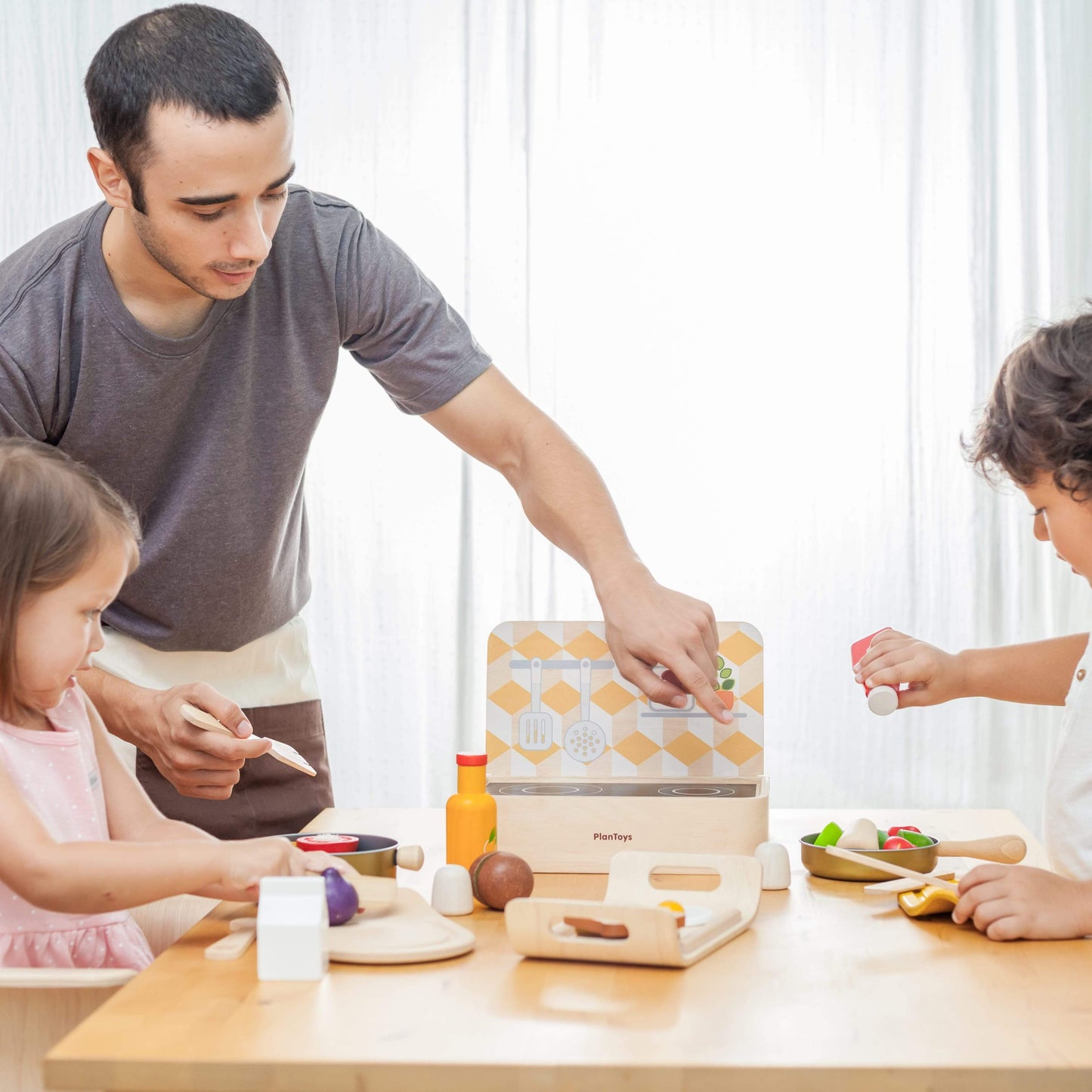 Food & Beverage Set - Plan Toys